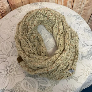 C.C Exclusive Women Oatmeal Winter‎ Warm Cable Knit Confetti Infinity Scarf NWOT